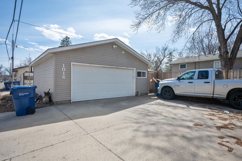 1016 12th Ave SE, Saint Cloud, MN 56304
