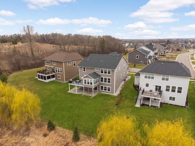 6670 Agate Trl, Inver Grove Heights, MN 55077