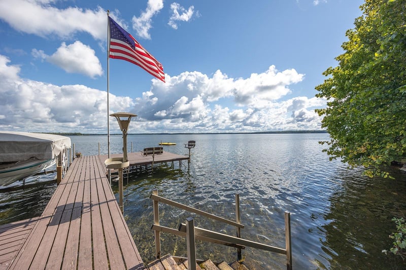 615 Spain Dr NW, Hackensack, MN 56452