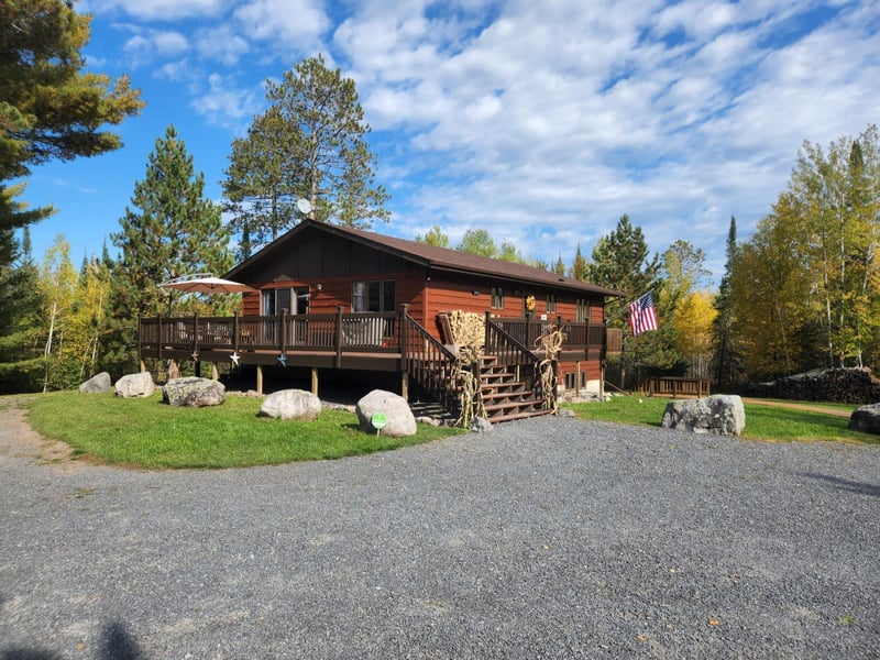 9664 Gamma Rd, Kabetogama, MN 56669