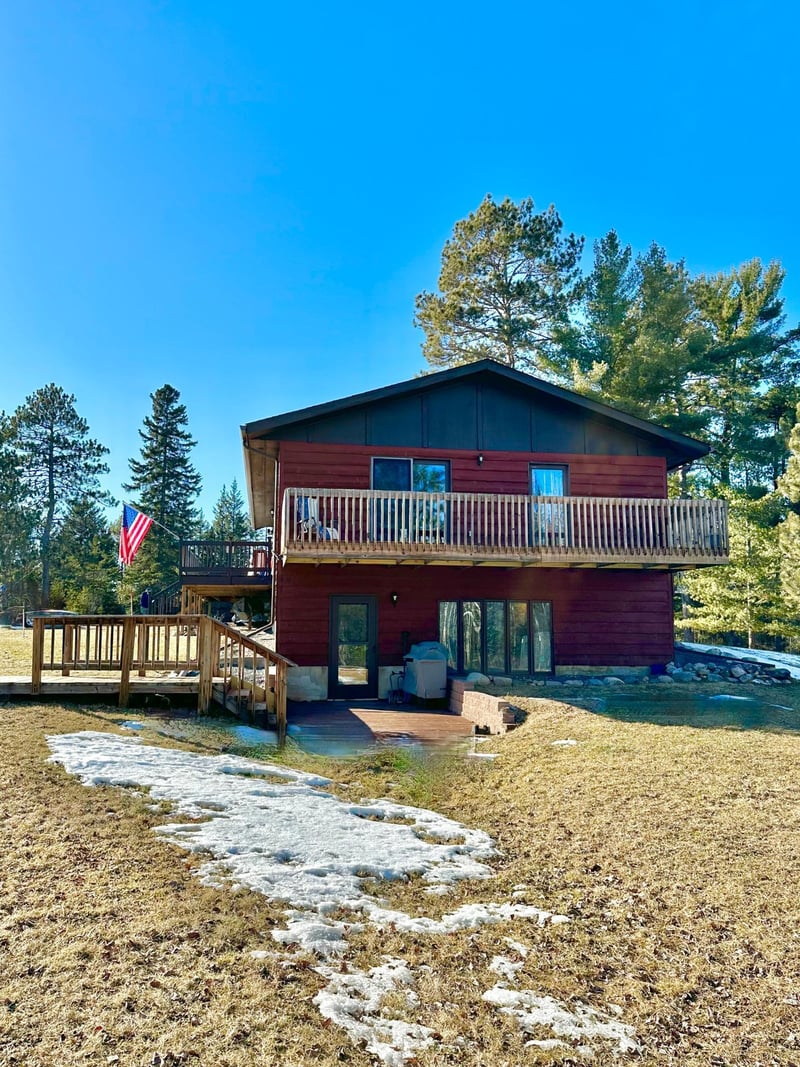 9664 Gamma Rd, Kabetogama, MN 56669