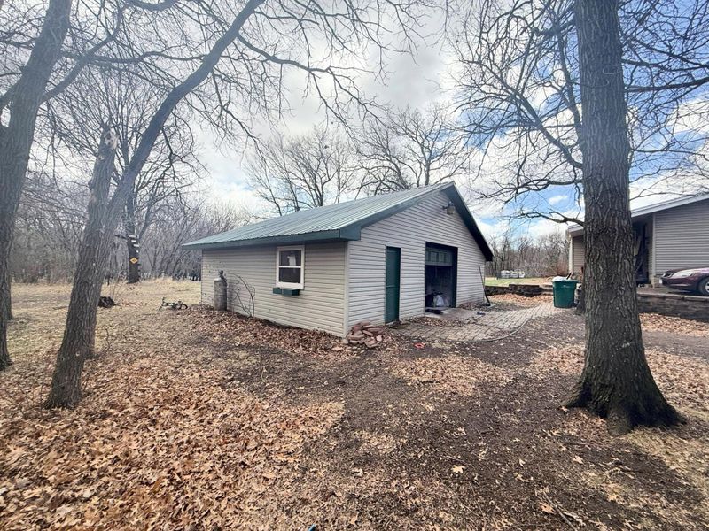 6998 Canary Rd, Grasston, MN 55030