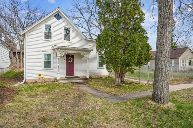 228 Young St N, Prescott, WI 54021