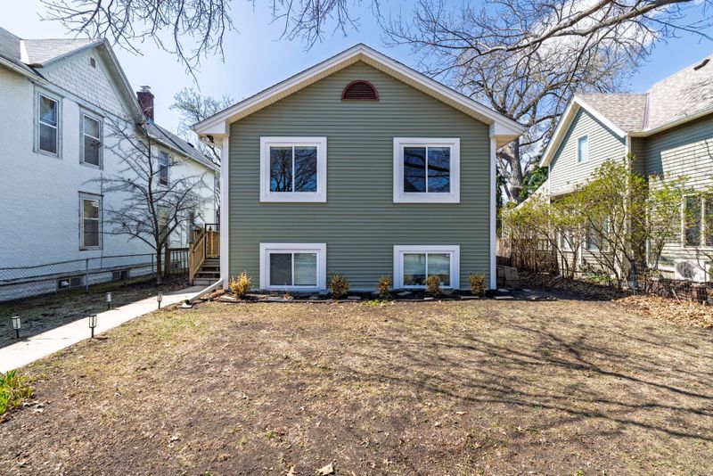 2218 22nd Ave S, Minneapolis, MN 55404