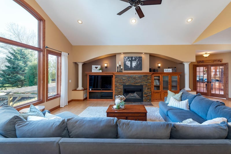 26 Deerwood Ct, North Mankato, MN 56003
