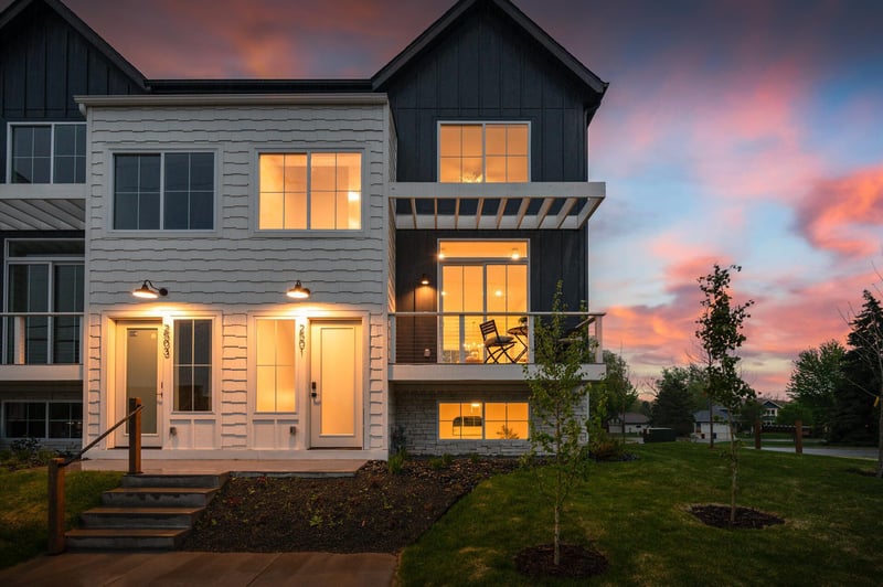 2501 Jansen Ave, White Bear Lake, MN 55110