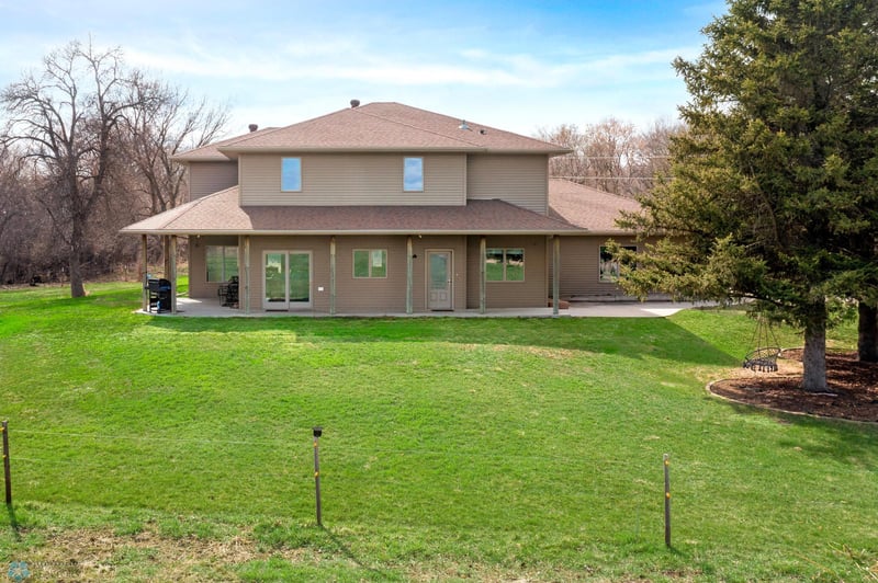 1829 400th St, Breckenridge, MN 56520