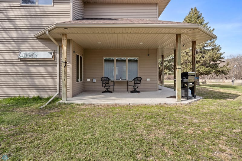 1829 400th St, Breckenridge, MN 56520