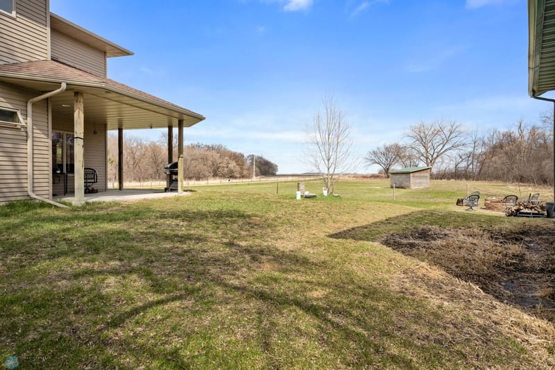1829 400th St, Breckenridge, MN 56520