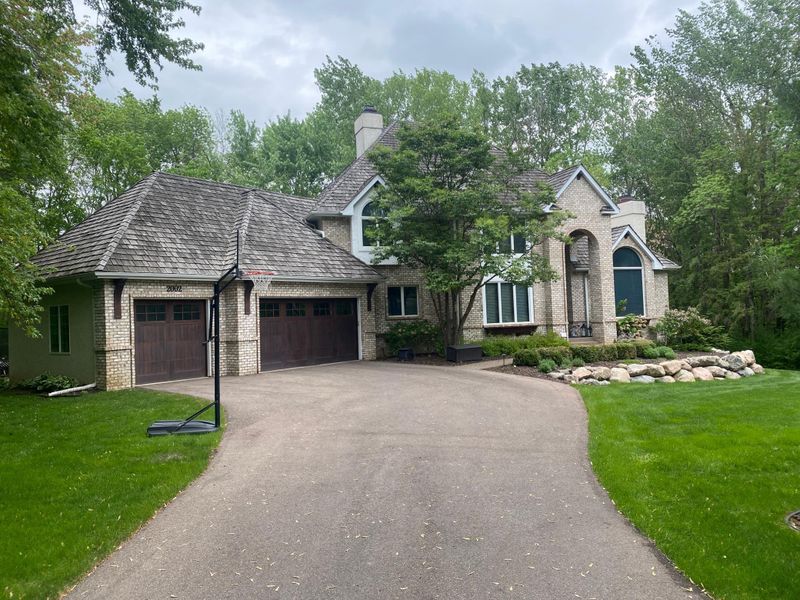 2002 Sugarwood Dr, Orono, MN 55356