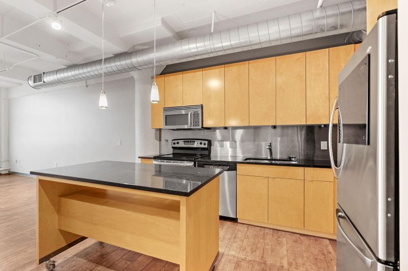 2929 Chicago Ave #904, Minneapolis, MN 55407