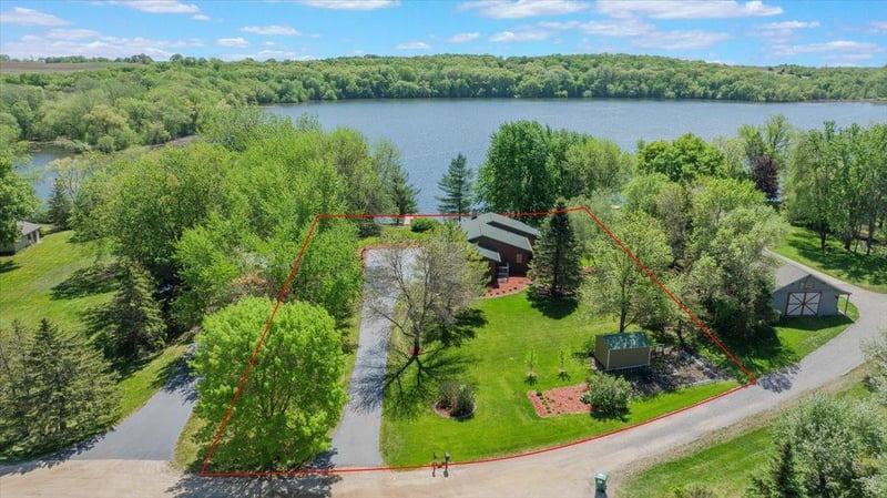 24944 729th Ave, Dassel, MN 55325