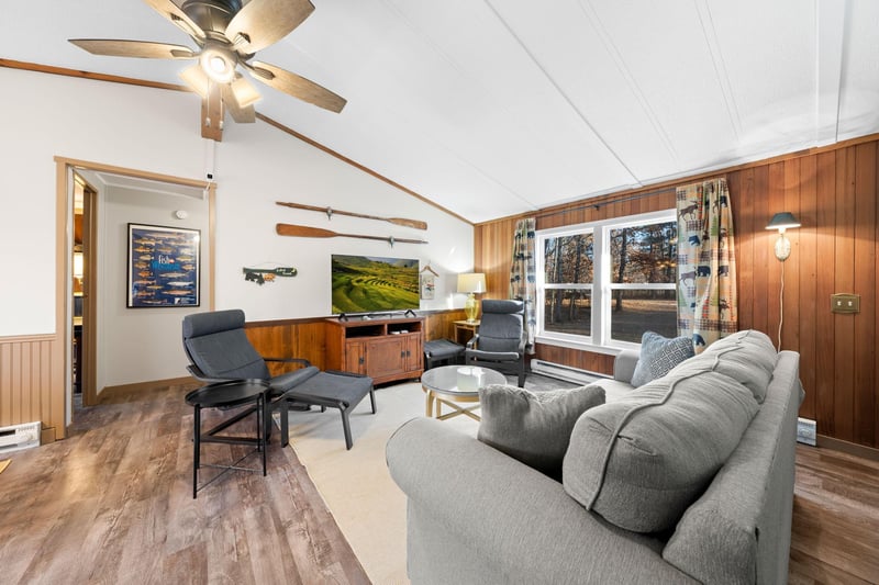 4262 Eagles Nest Rd, Danbury, WI 54893