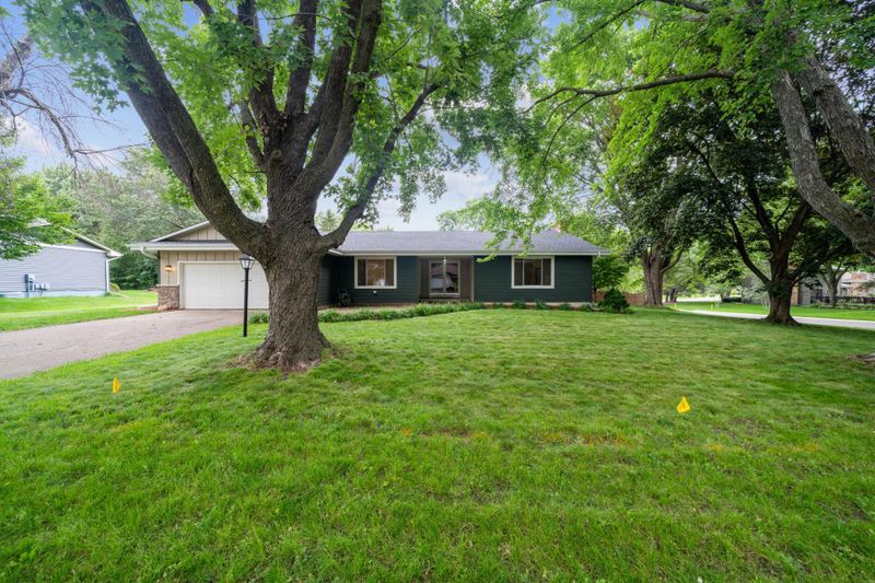 7216 Aberdeen Curve, Woodbury, MN 55125