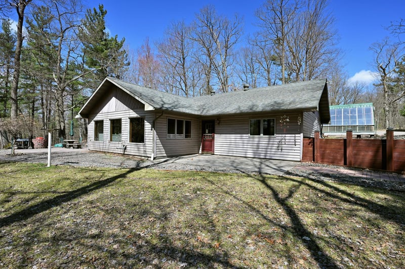 W3803 Church Rd, Sarona, WI 54870