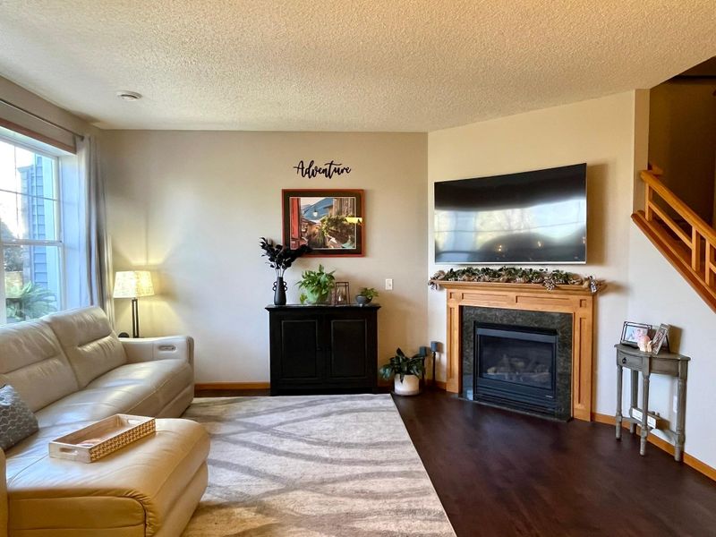 3424 Cherry Ln #B, Woodbury, MN 55129