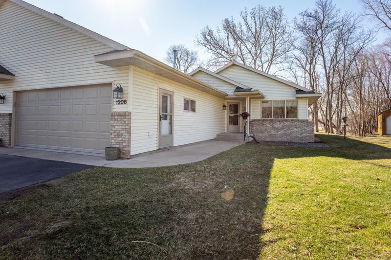 1206 7th Ave E, Alexandria, MN 56308
