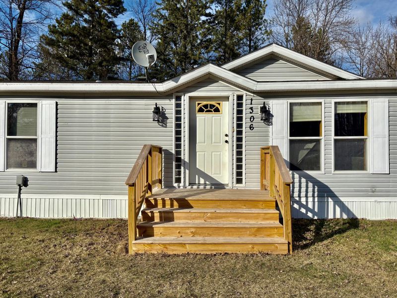 1306 22nd Ave NW, Baudette, MN 56623
