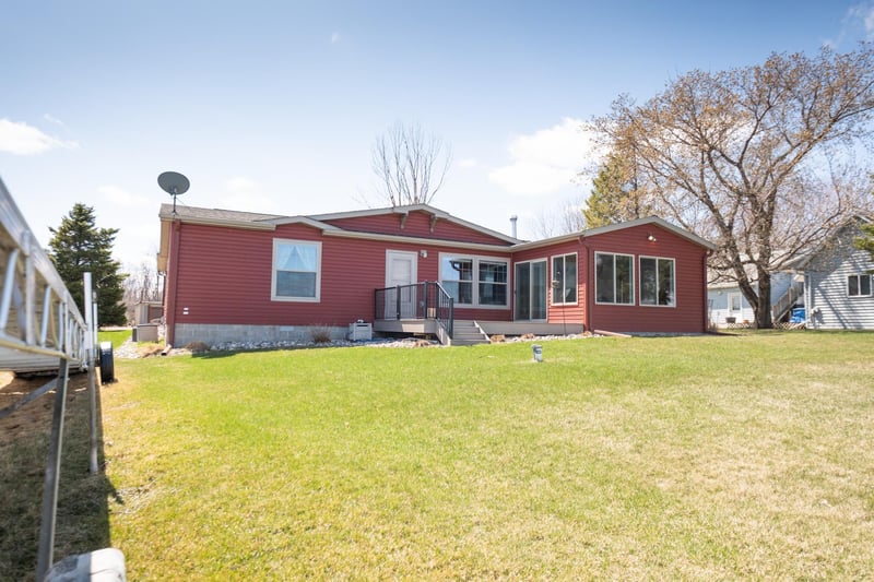 31399 Golf Course Ln, Dalton, MN 56324