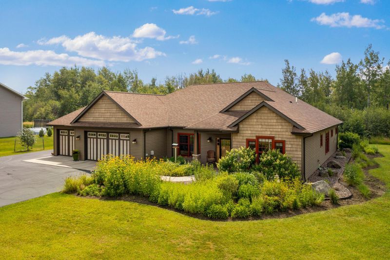 5370 Mckinley Dr, Hermantown, MN 55811