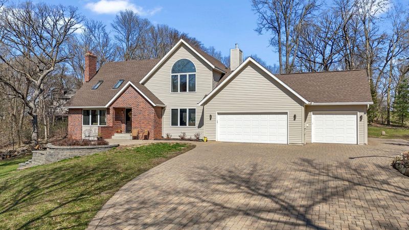 1661 Park Ave N, Stillwater, MN 55082