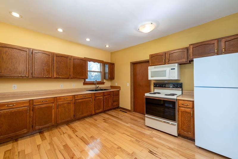 37282 195th St, Winnebago, MN 56098