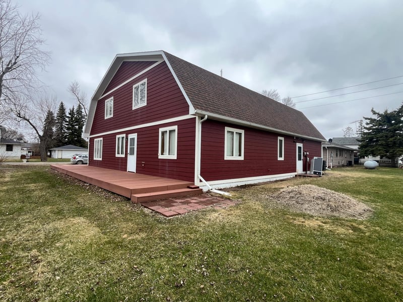 130 2nd St NE, Mcintosh, MN 56556