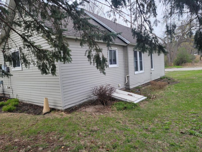 222 E Mark St, Winona, MN 55987