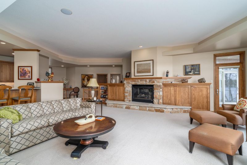 12745 Maple Lake Dr SE, Mentor, MN 56736