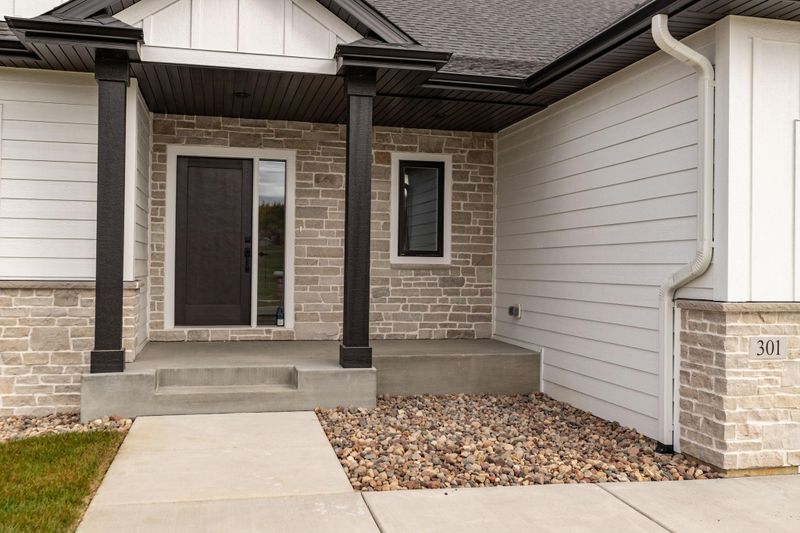 301 Somerby Pw NE, Byron, MN 55920