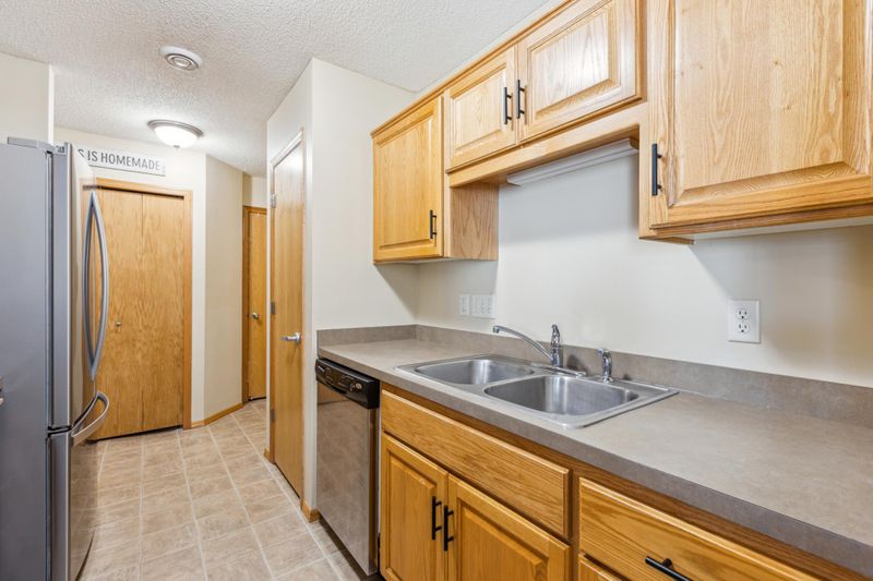 18040 Fillmore Dr NW, Elk River, MN 55330