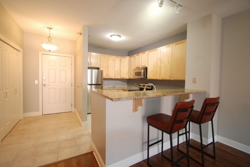 620 Main St N #215, Stillwater, MN 55082