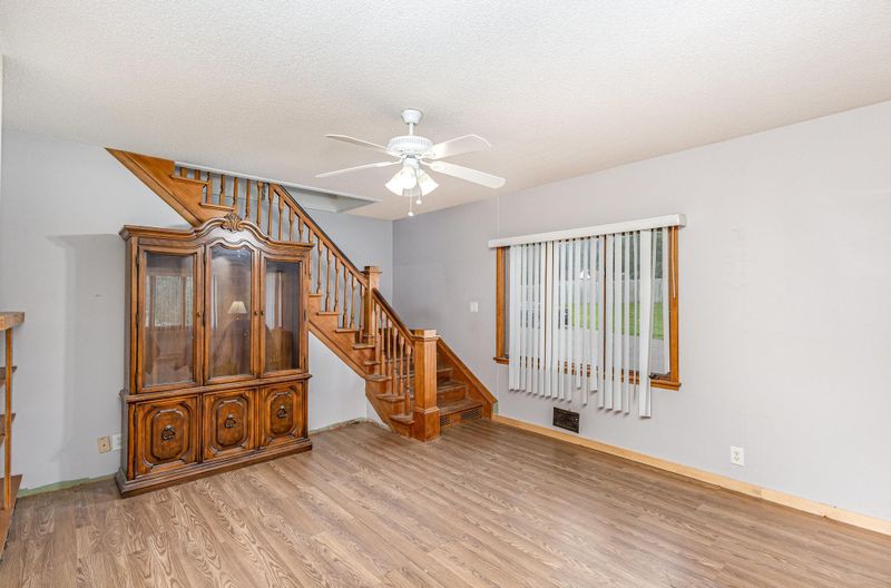 5870 Lynwood Blvd, Mound, MN 55364