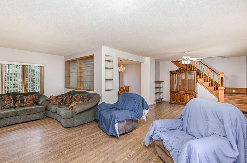 5870 Lynwood Blvd, Mound, MN 55364