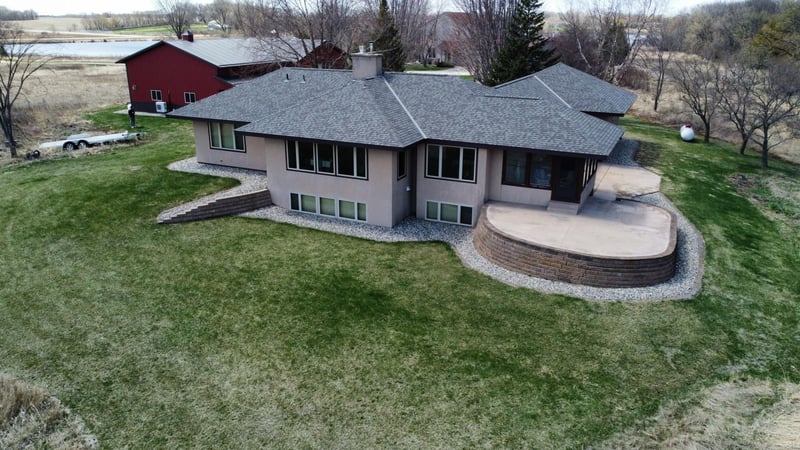 264 60th Ave NE, Willmar, MN 56201