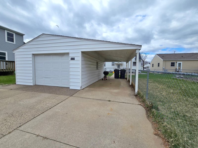 1819 21st St S, La Crosse, WI 54601