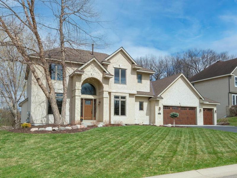 9020 Tewsbury Gate, Maple Grove, MN 55311