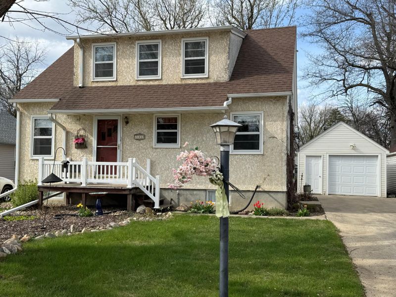 531 8th Ave, Worthington, MN 56187
