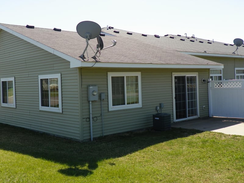 101 Glenshire Blvd S, Watkins, MN 55389
