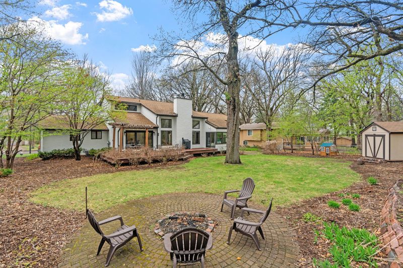 4866 Nottingham Pl, Shoreview, MN 55126