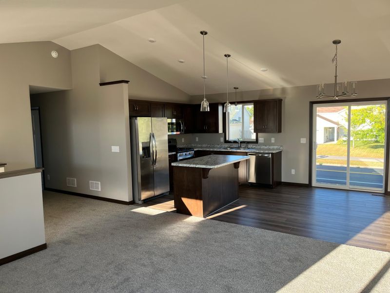 105 Collina Cir, Avon, MN 56310