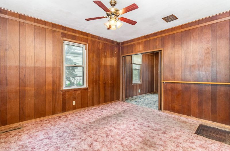 316 E Main St, Belle Plaine, MN 56011