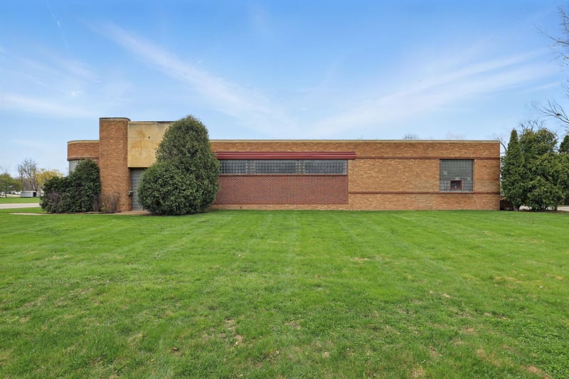 1600 1st Ave NE, Austin, MN 55912