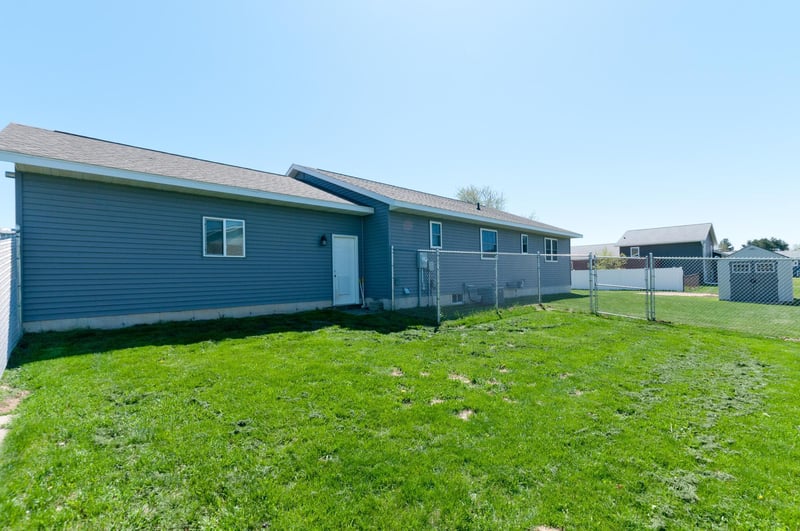 820 N 4th St, Cameron, WI 54822