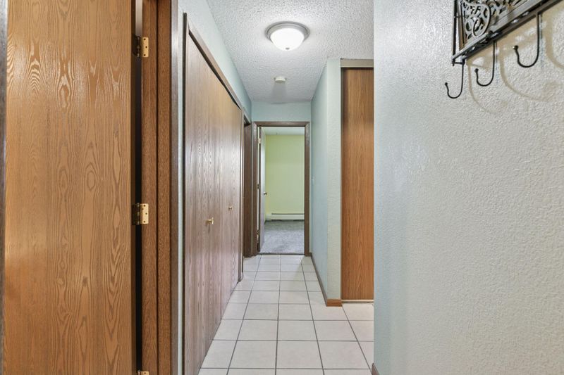 3440 Golfview Dr #124, Eagan, MN 55123