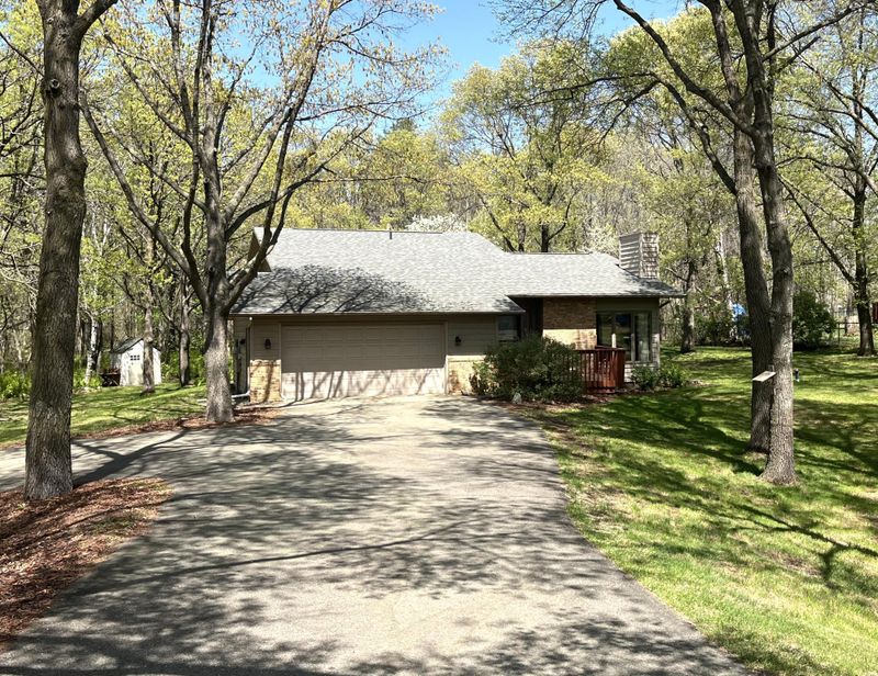 8390 Red Pine Cir, Baxter, MN 56425