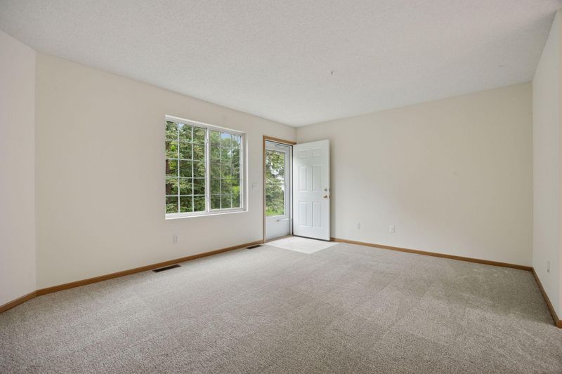 9110 Terra Verde Trl, Eden Prairie, MN 55347