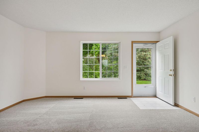9110 Terra Verde Trl, Eden Prairie, MN 55347
