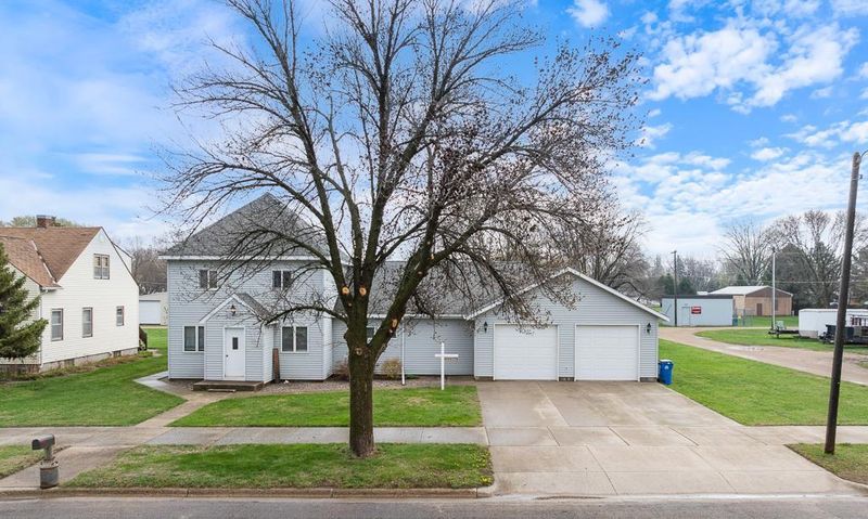 113 N Brook Ave, Porter, MN 56280