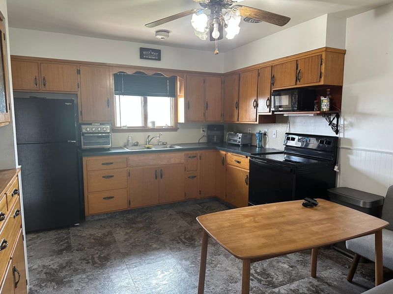 420 4th St E, Jasper, MN 56144